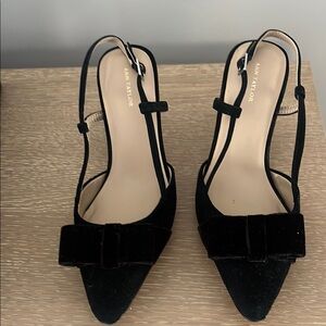 Ann Taylor Black Heels with Slingback Design